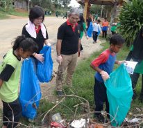 Clean Up activity by Ajinomoto, Malaysia staff, UPM students and indigenous children of Sek. Keb. Penderas