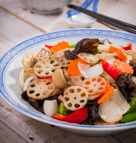 Stir-Fried Vegetables with Lotus Roots 